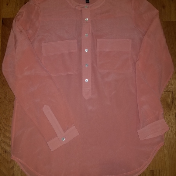 Banana republic 100% silk blouse - Picture 4 of 6